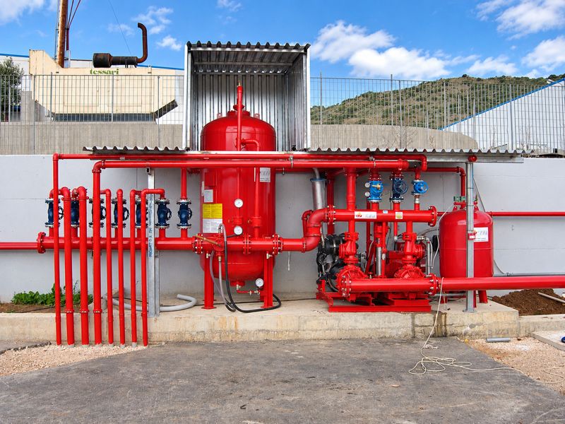 Αντλιοστάσιο πυρόσβεσης και bladder tank αφρού